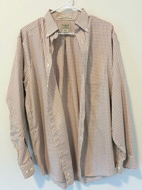 L.L. Bean Men’s Wrinkle Resistant Traditional Fit Check Button Down Shirt M-Reg